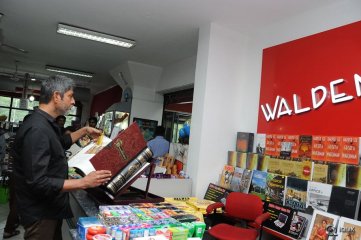 Celebs at Walden 25 Years Press Meet